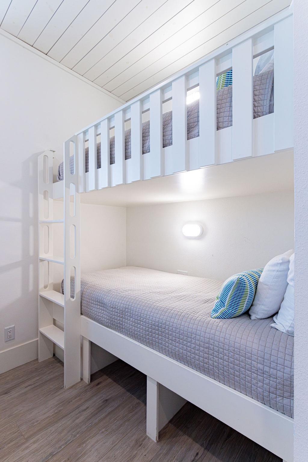 TT Bunk Bed in Primary King Bedroom, 2nd Floor