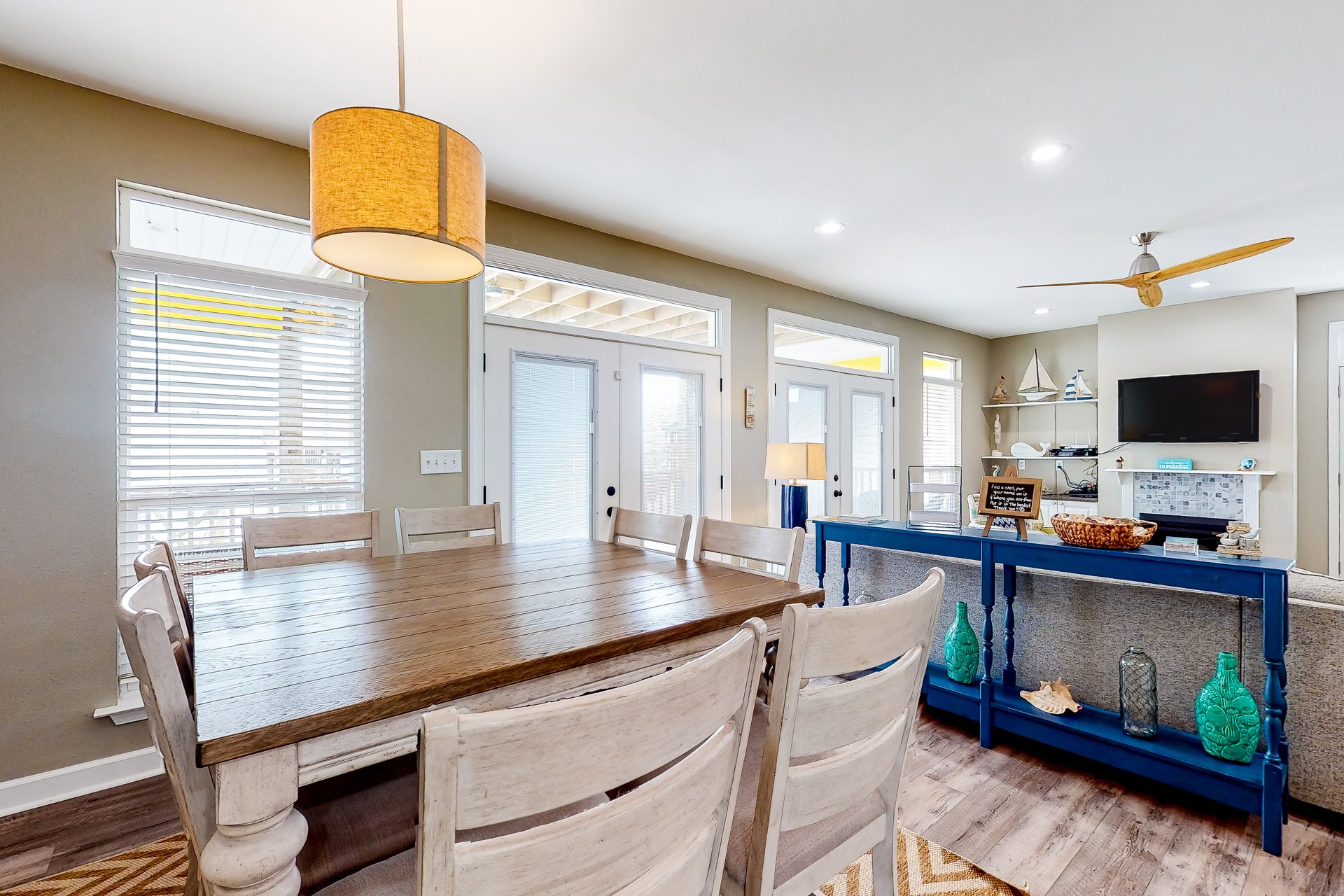 Lazy Daze Beach House 10