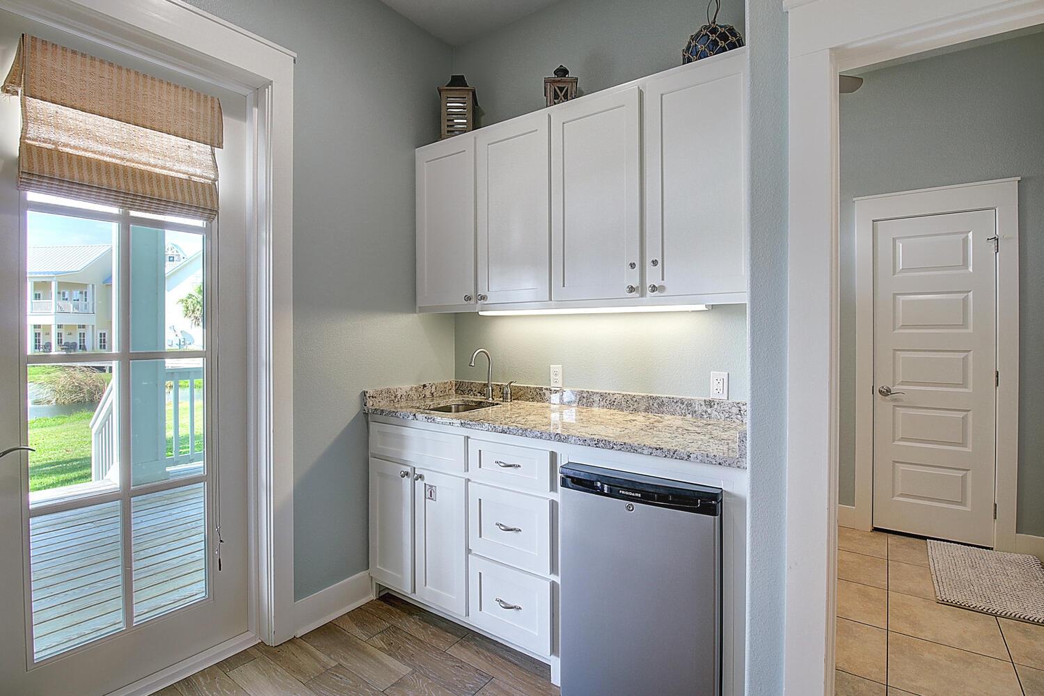 Primary King Suite Wet Bar, 1st Floor