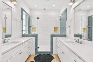 2nd Floor, Primary King Bathroom