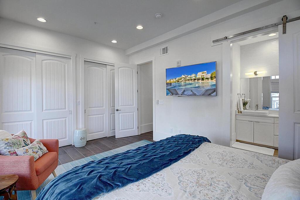 Primary King Suite, 2nd Floor