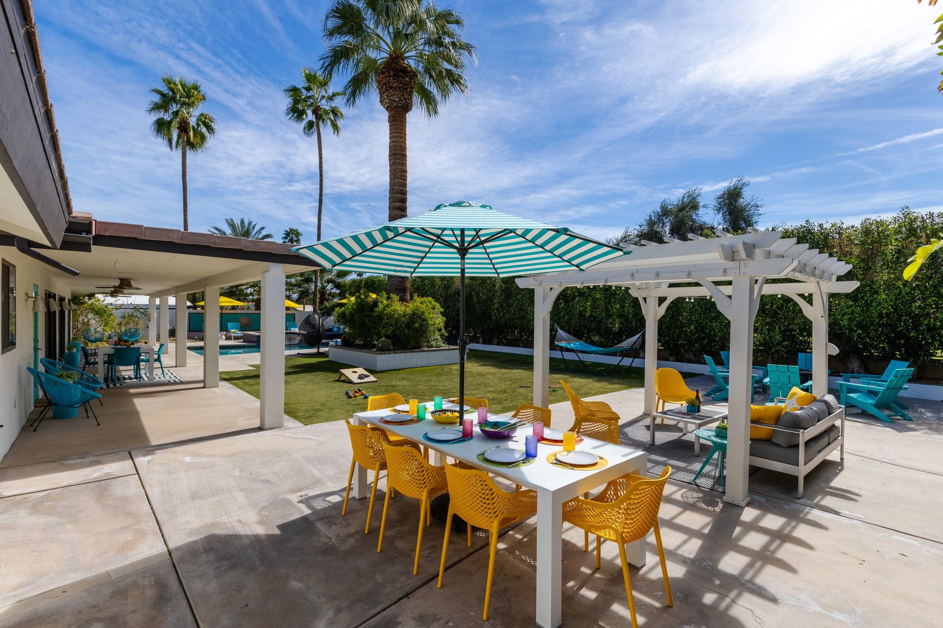 Dine al fresco