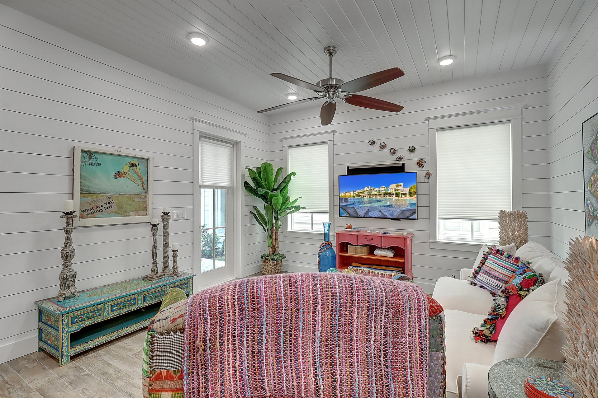 Living Room With Sleeper Sofa, 1st Floor