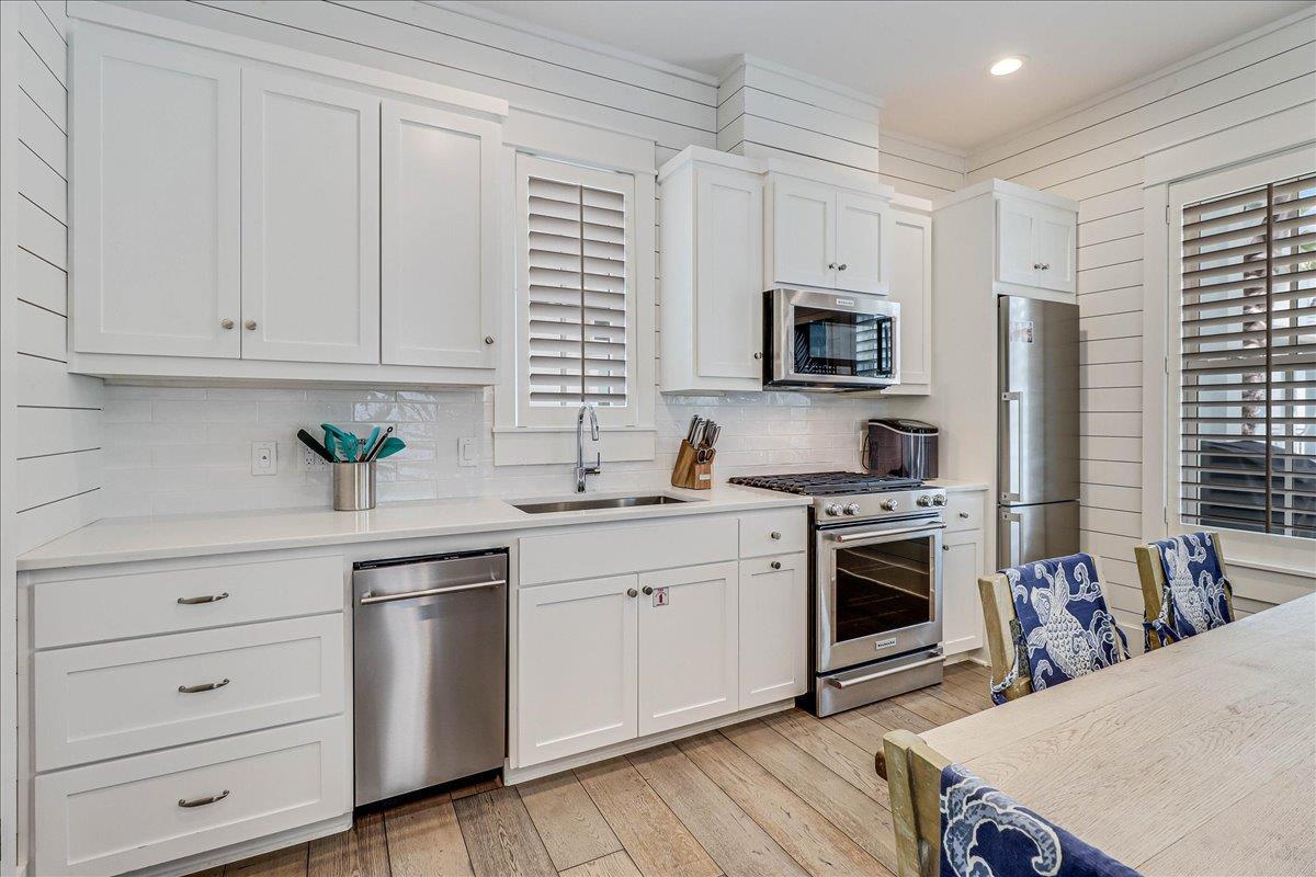 Kitchen, 1st Floor