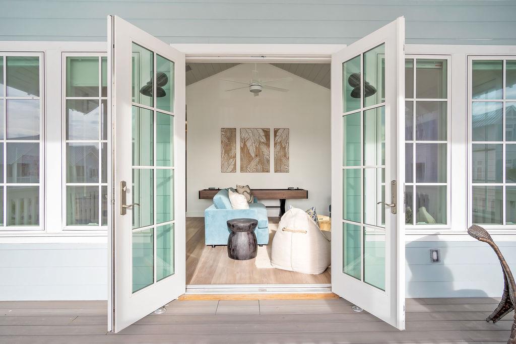 2nd Floor, Living Room Porch