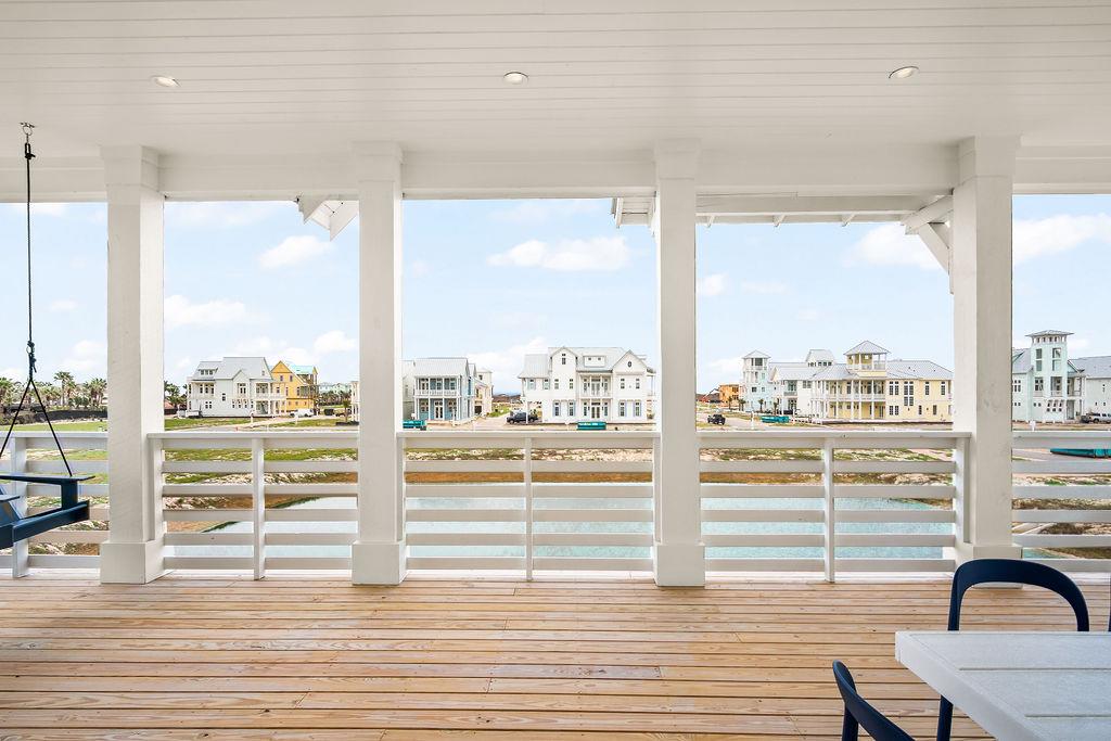 Lakeside Balcony, 2nd Floor