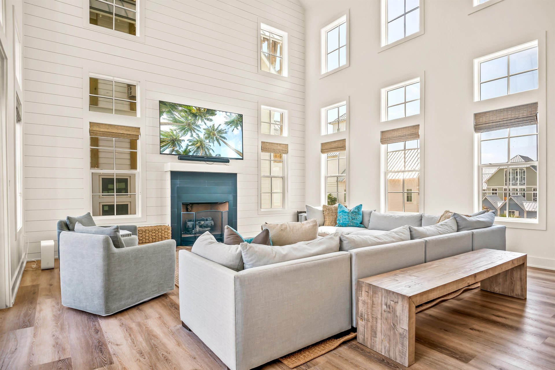 2nd Floor, Main Living Room