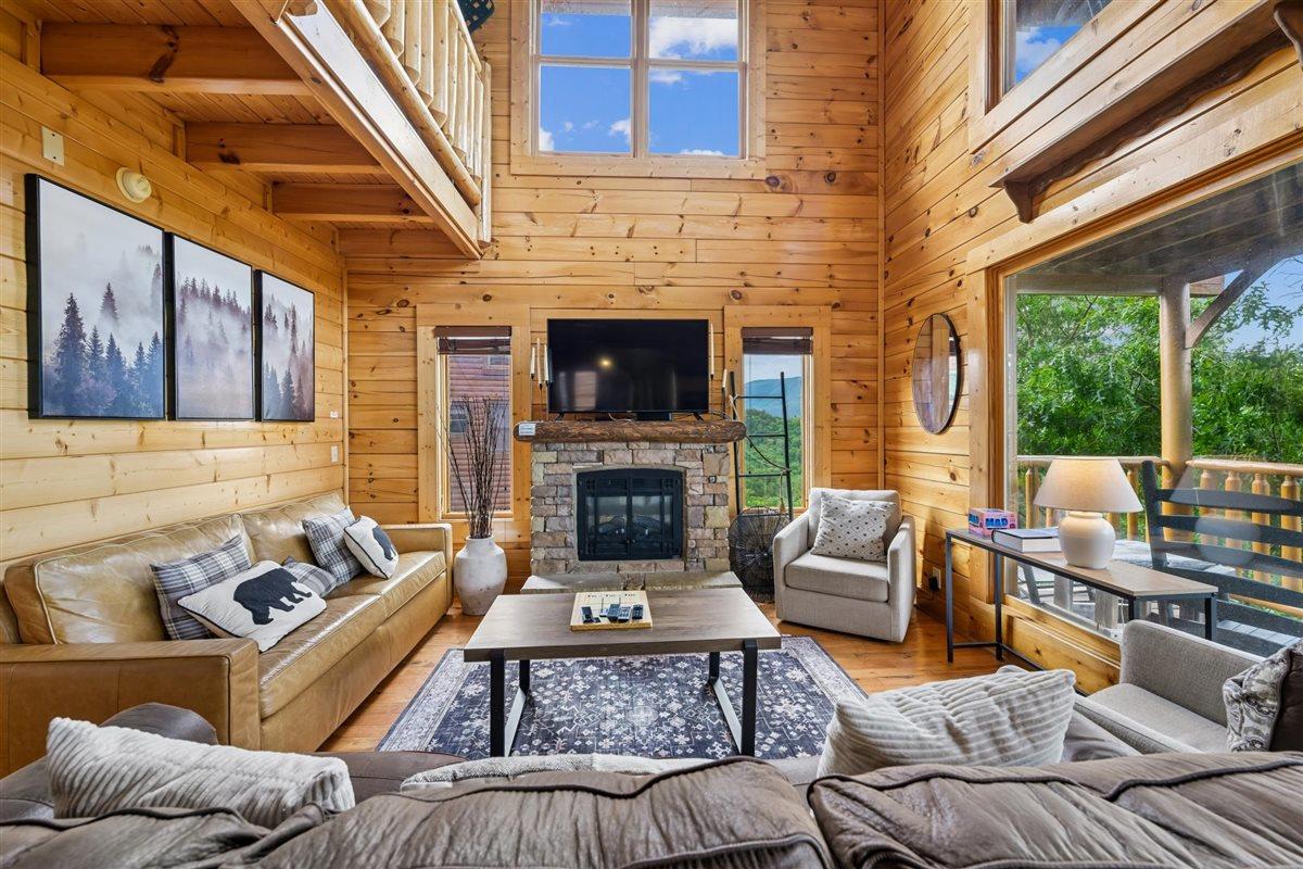 16Living Room