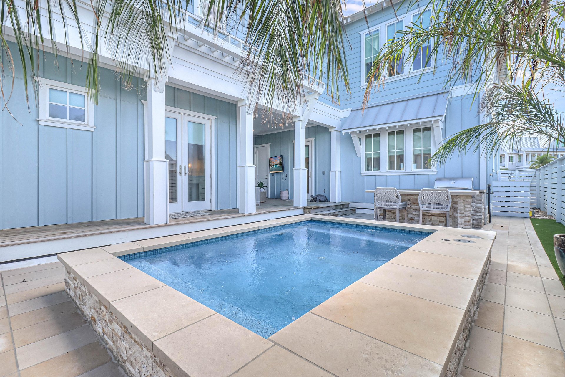 Private Pool  Grill Bar