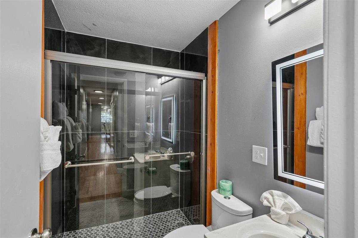 Hallway Shared Bath