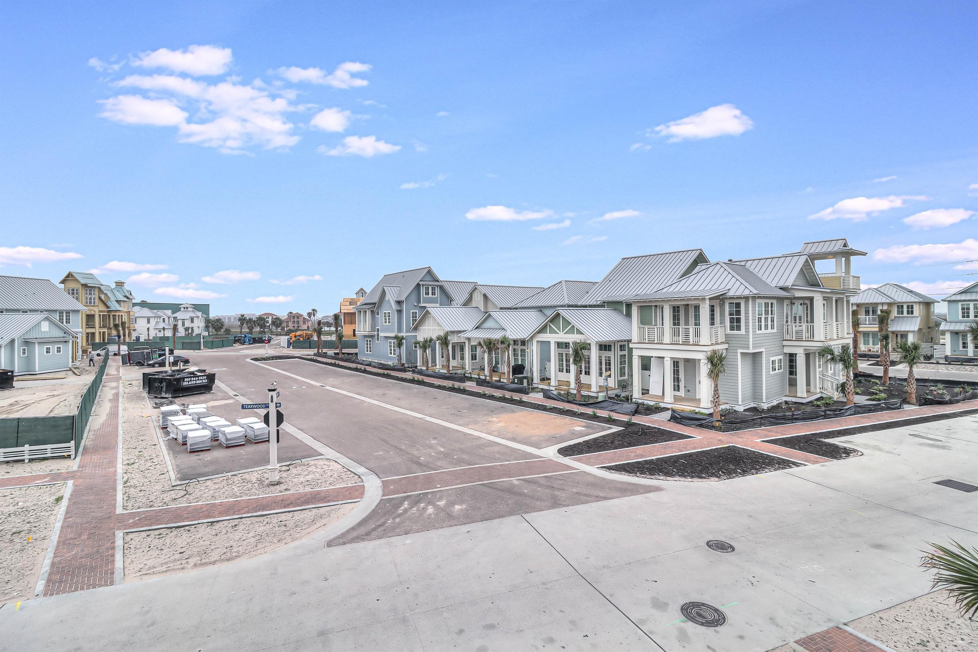 Third King Private Balcony View, 2nd Floor