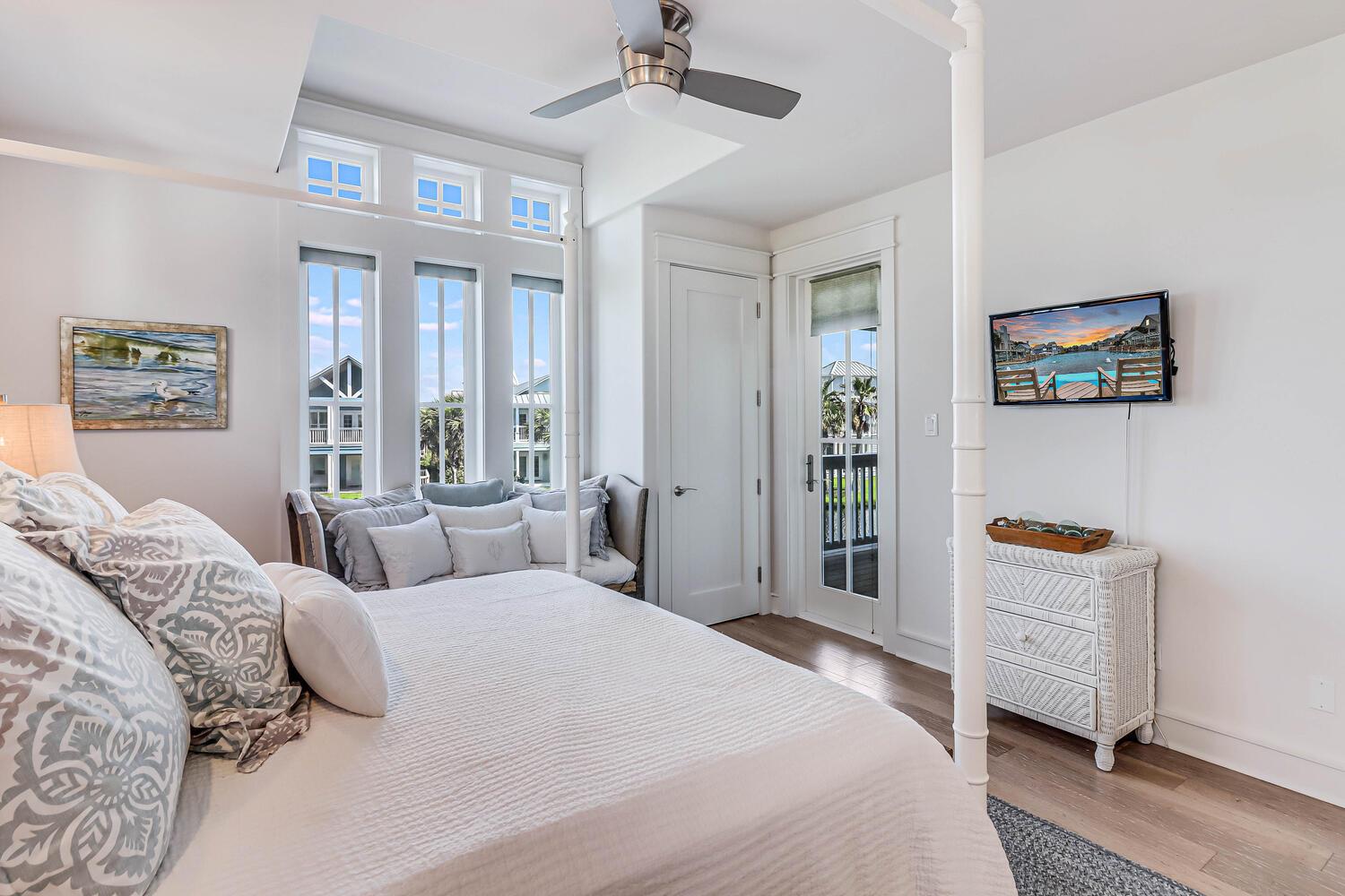 King Suite, 2nd Floor