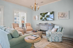 1st Floor, Main Living Room