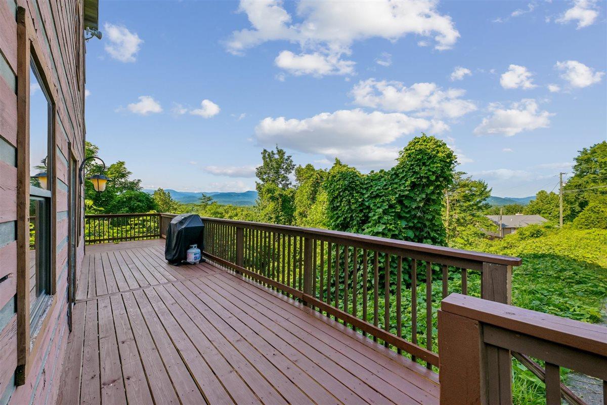 005Porch