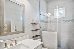 Hallway Bathroom, 1st Floor