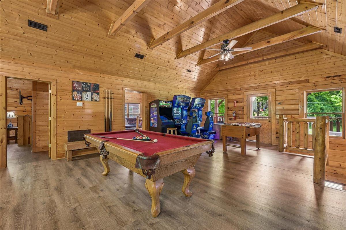 075Recreation Room