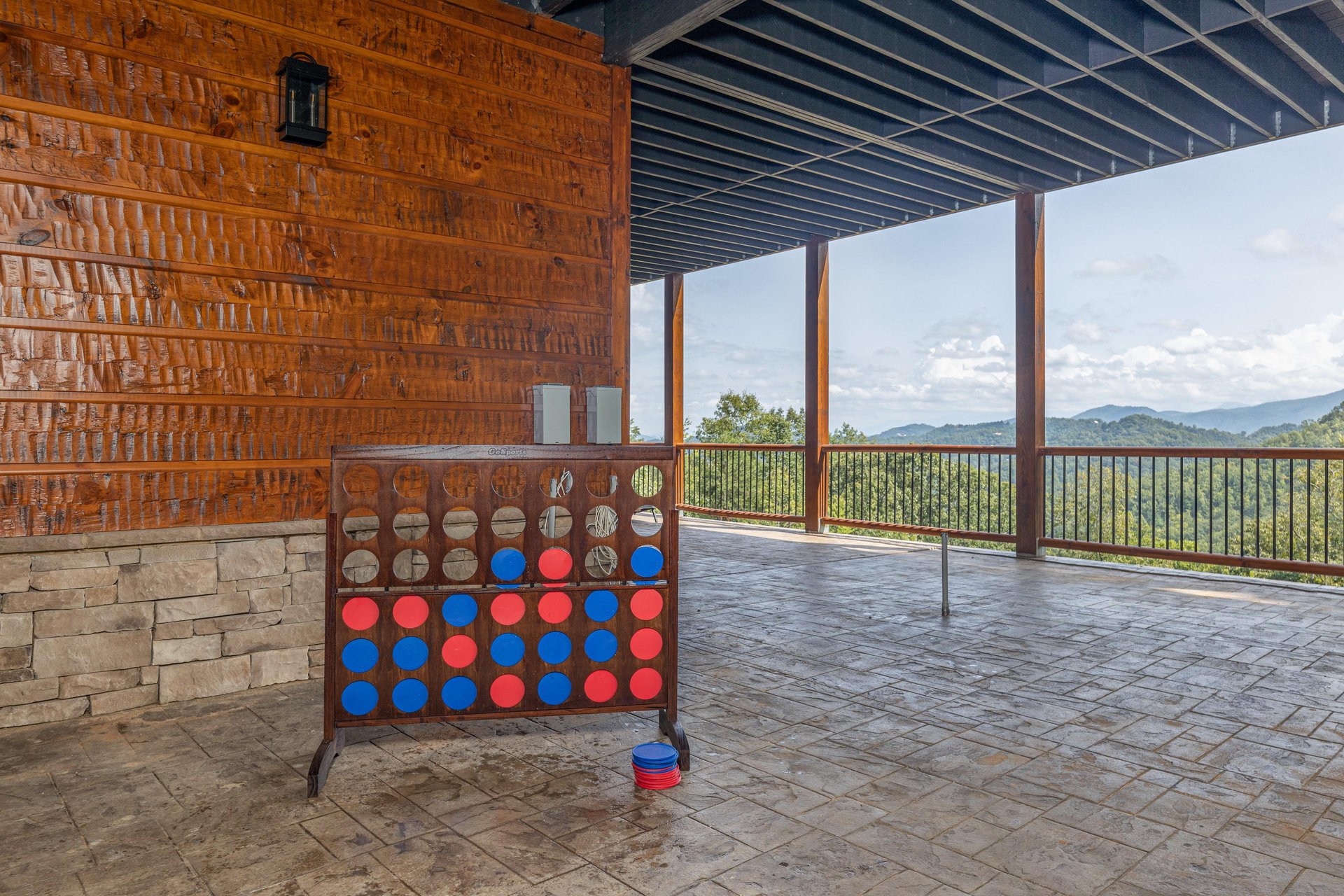 Large outdoor Connect 4 game