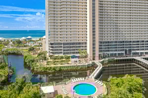 Laketown Wharf 637  Tropical Vibes 34