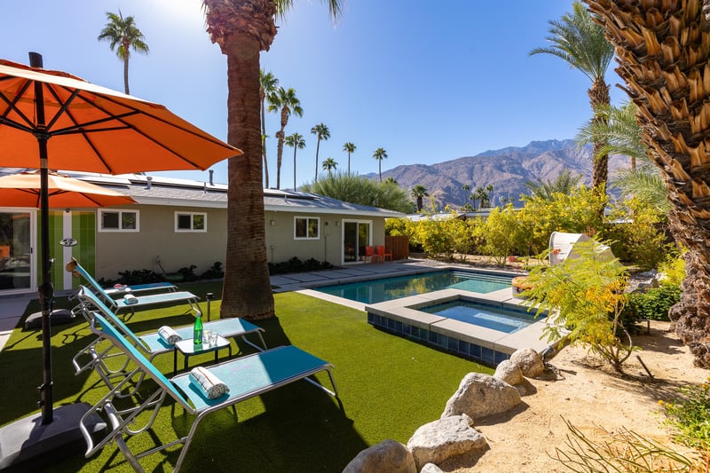 Lounge the day way at Modern Ranch Heaven