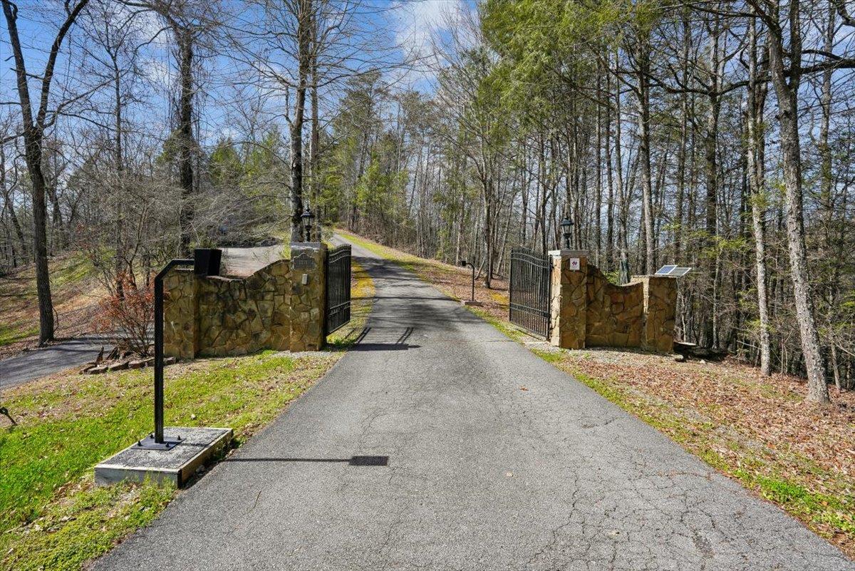 117Driveway