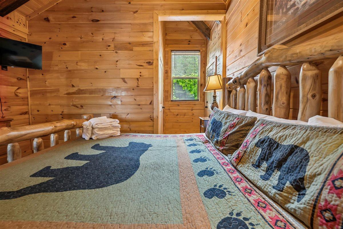 054Bedroom