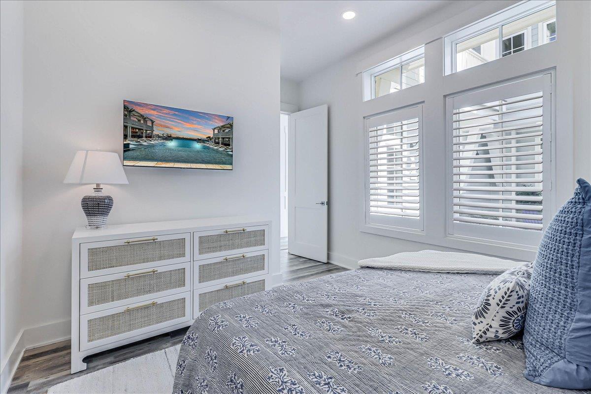 Third King Bedroom, 1st Floor