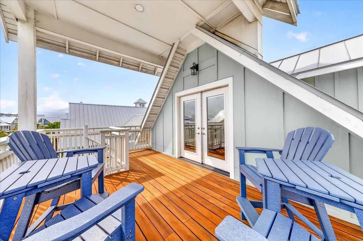 3rd Floor, Balcony