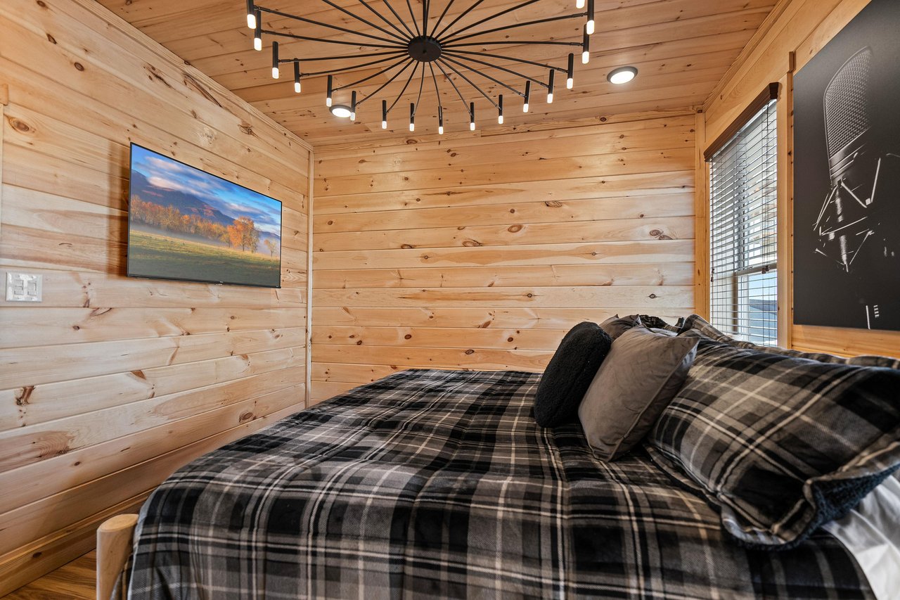 divinitycabin12