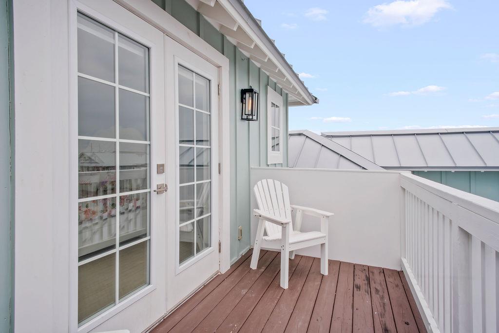 Queen Balcony, 3rd Floor