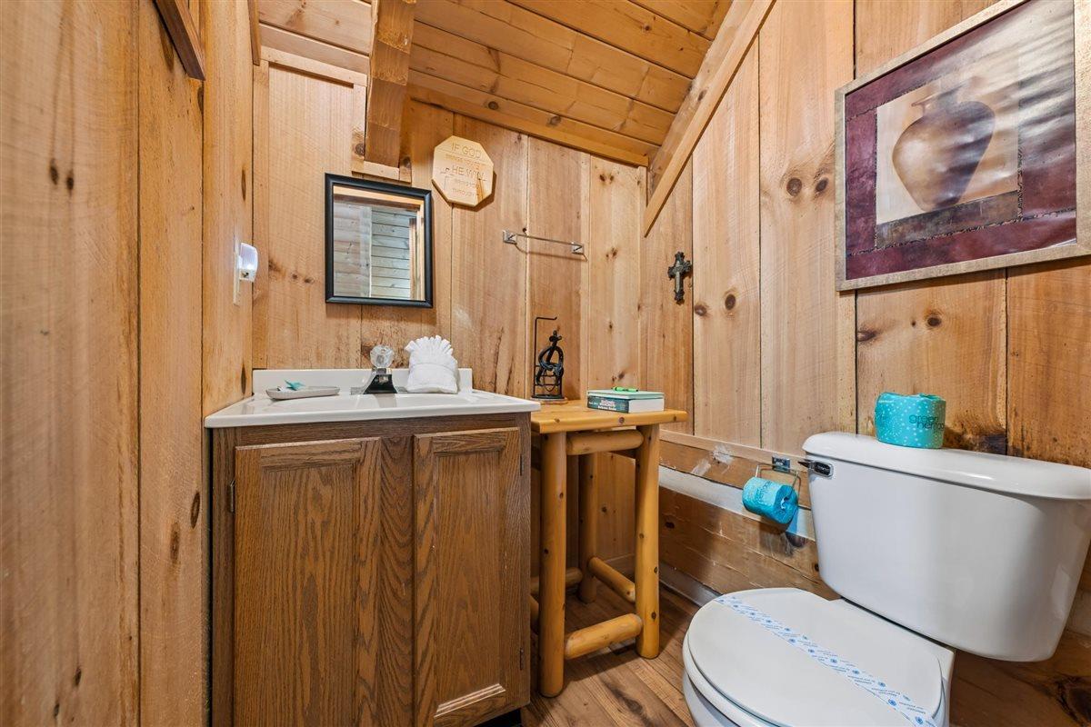 41Powder Room