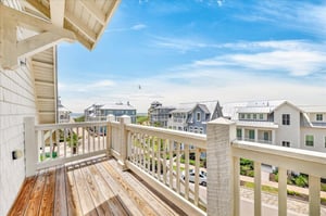 3rd Floor, Second Bunk Balcony