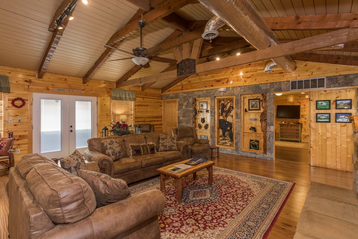 RUSTIC RANCH