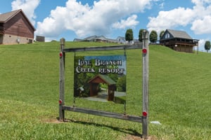 Youll find at Momma Bear, a 2 bedroom cabin rental located in Pigeon Forge