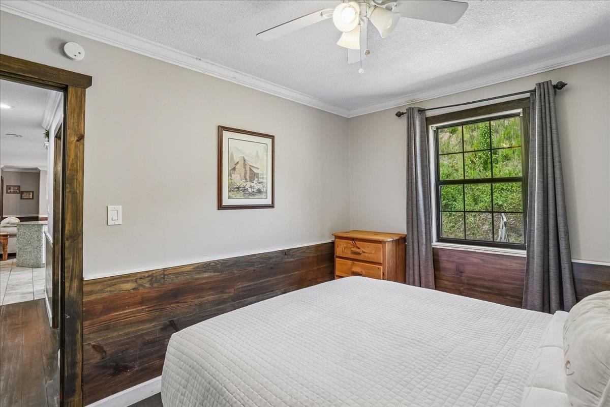 023Bedroom