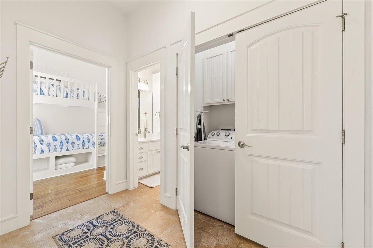 1st Floor, Laundry Closet
