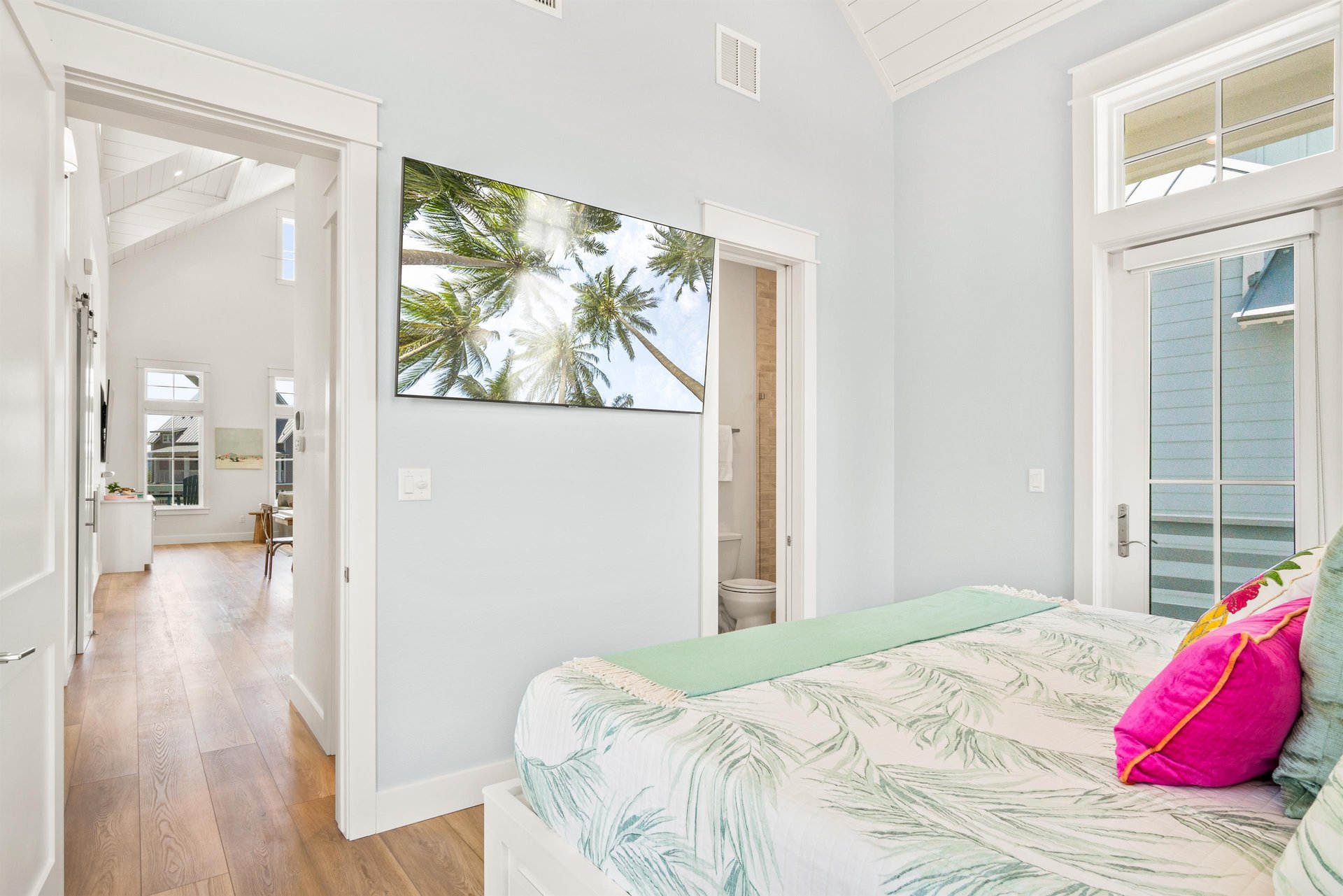 Ensuite King Bedroom, 2nd Floor