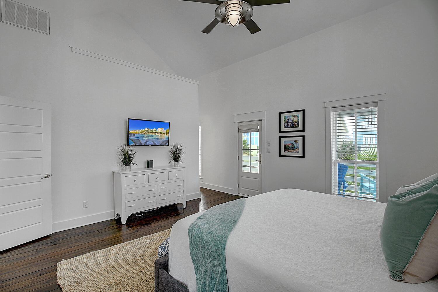 2nd Floor Master Bedroom