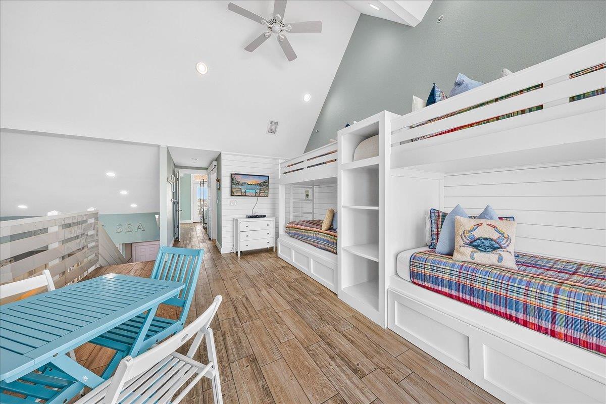 Bunk Loft, 2nd Floor