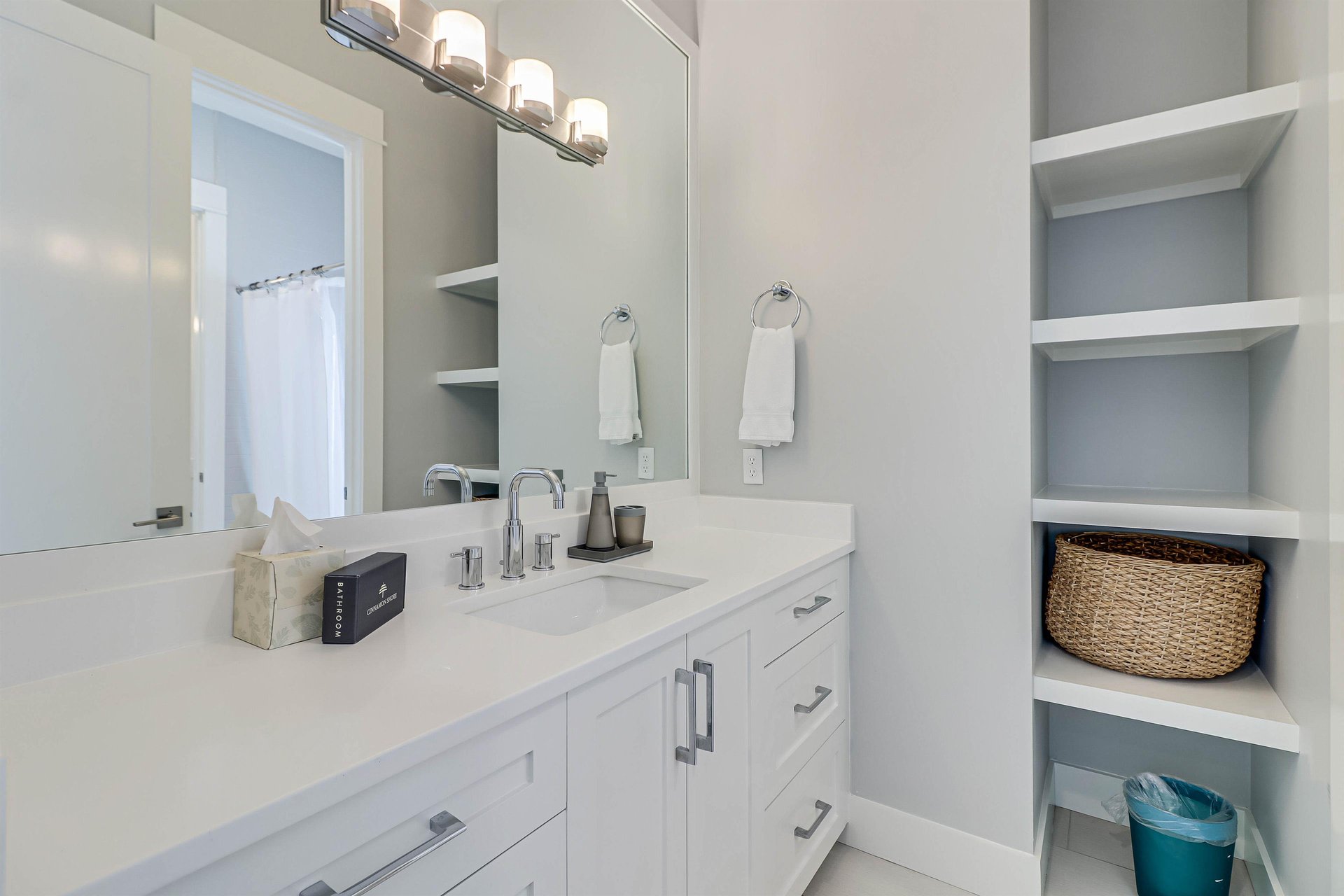 Jack  Jill Bathroom, 2nd Floor