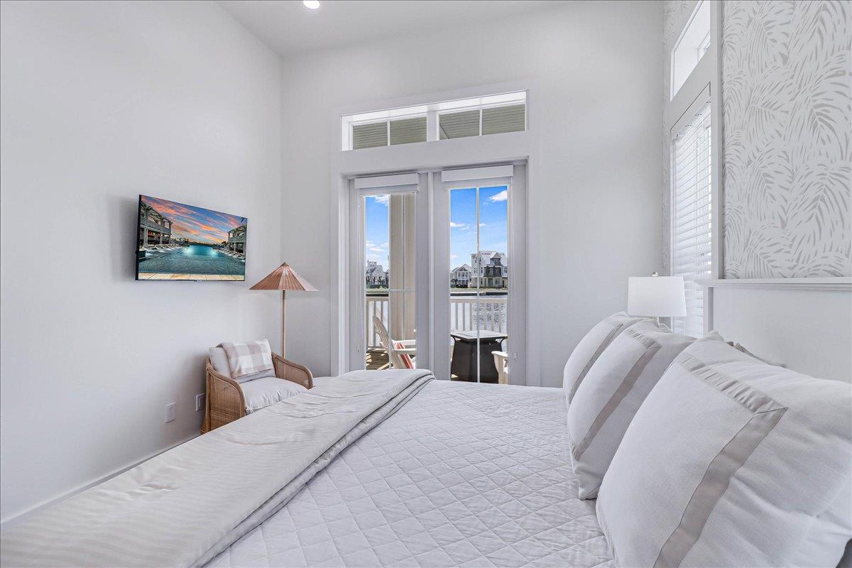 Second King Bedroom, 1st Floor