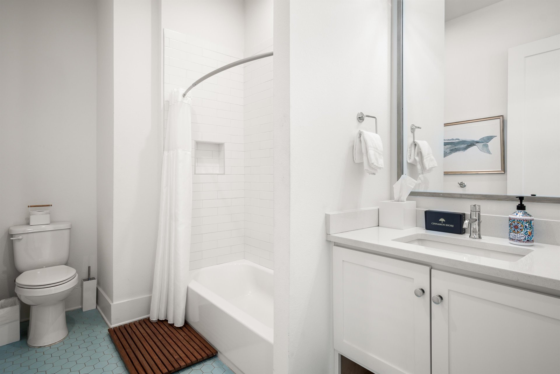 Shared Bathroom 2nd Floor