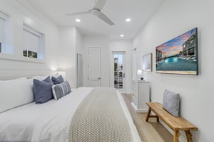 Primary King Bedroom, 1st Floor