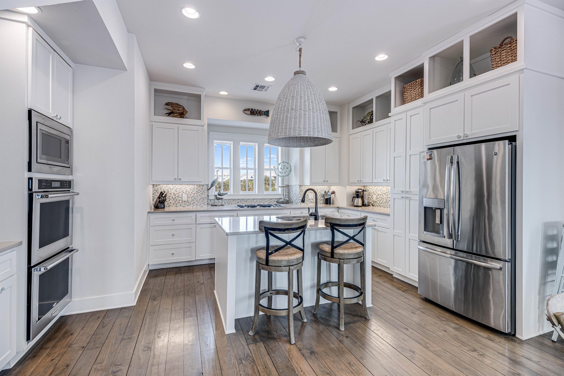 Kitchen, 2nd Floor