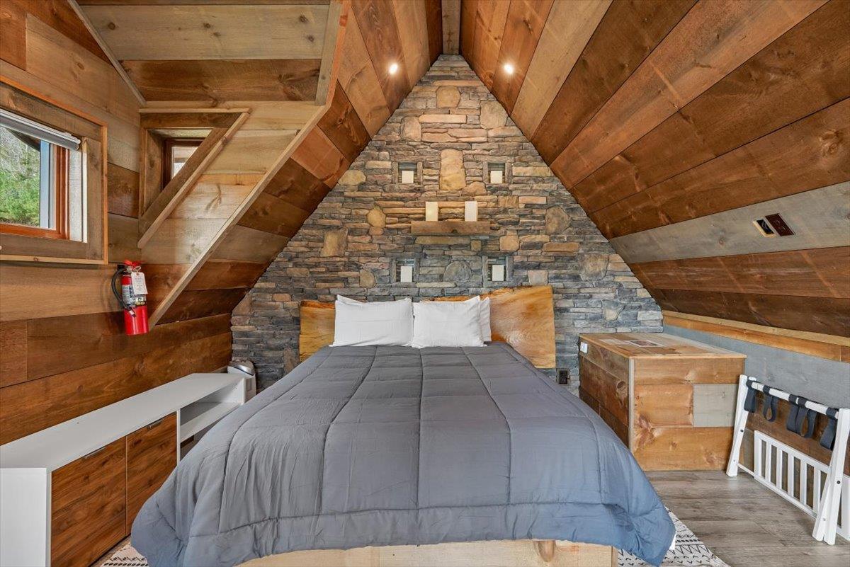 33Bedroom