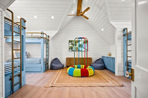 3rd Floor, Bunk Bedroom