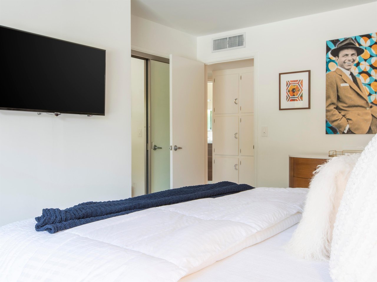 Private guest room