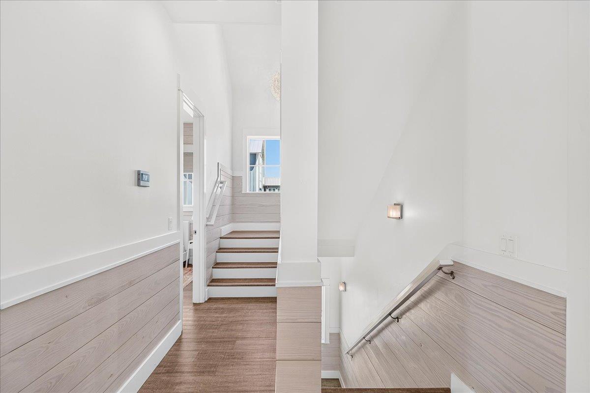 Stair Landing, 2nd Floor