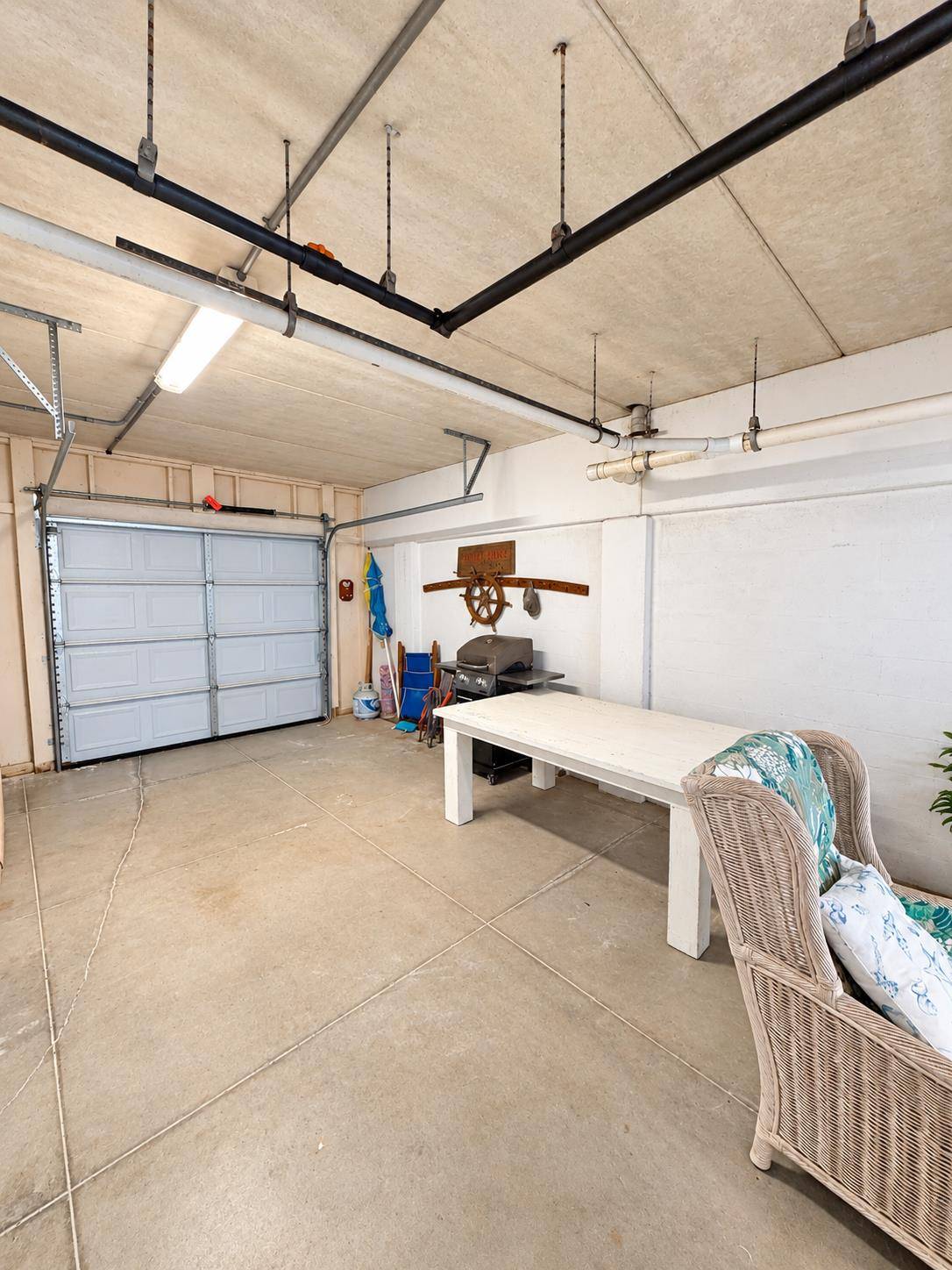 Garage Area