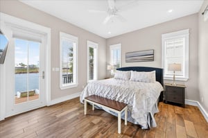 1st Floor, Primary King Bedroom