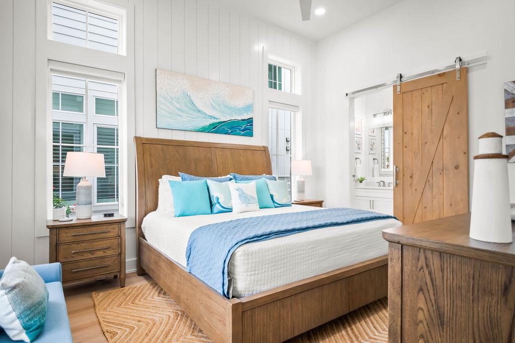 1st King Bedroom, 1st Floor